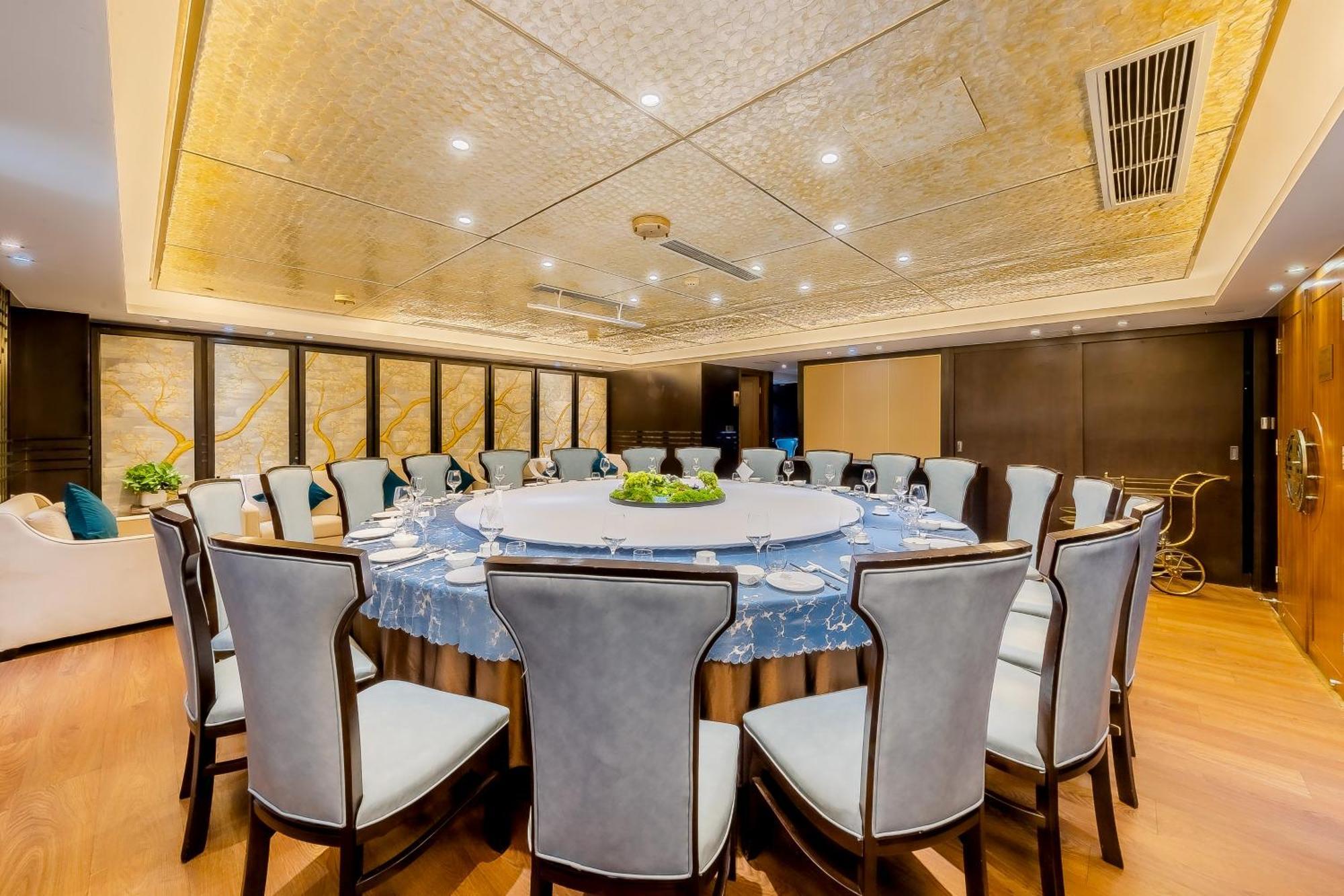 Celebrity Upper Class Hotel Chengdu Esterno foto
