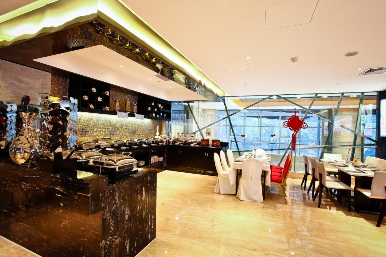 Celebrity Upper Class Hotel Chengdu Esterno foto